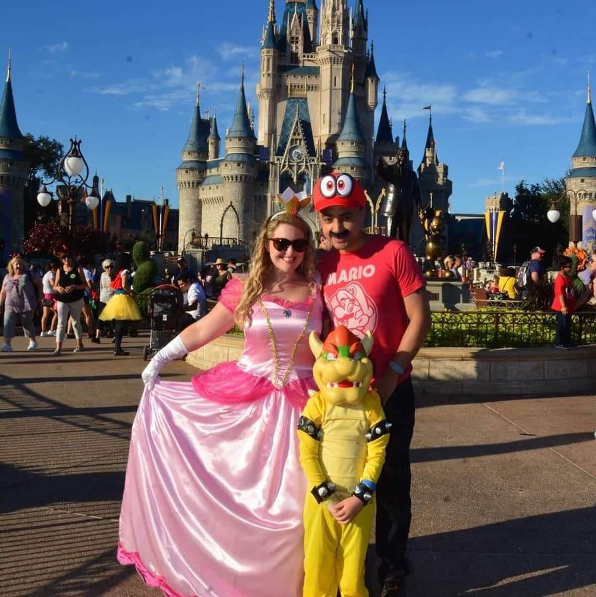Womens Super Brothers Princess Peach Costume Halloween Cosplay Outfit