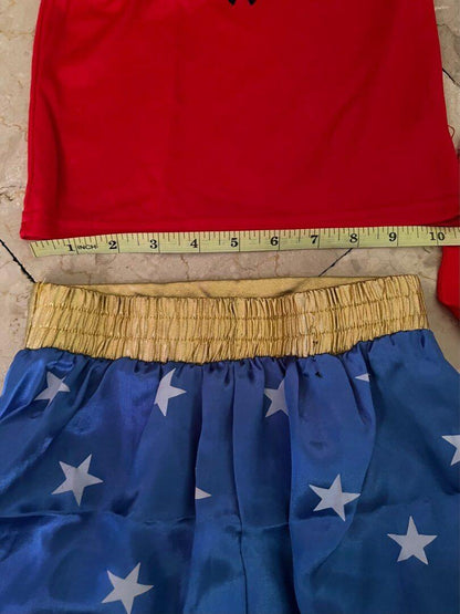 Ensemble 4 pièces pour filles : T-shirt, jupe, bandeau et cape Wonder Woman