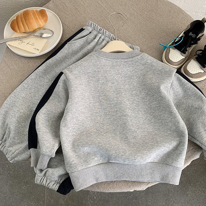 Boys Fleece-Lined two-piece tracksuit Gray Sweatshirt and Jogger Pants