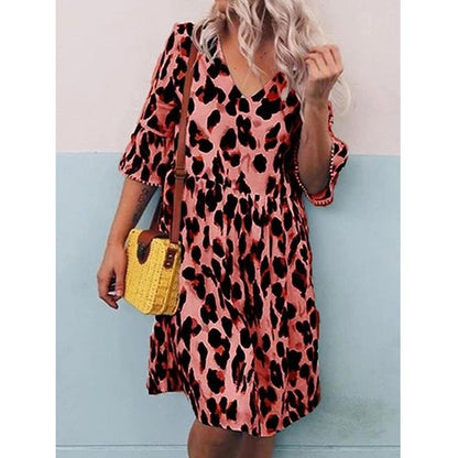Robe babydoll léopard à col en V et manches volantées