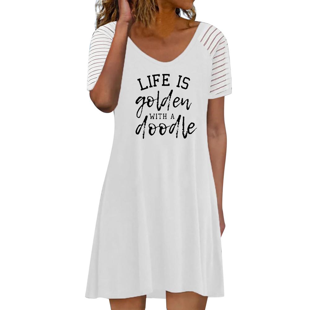 Vestido de manga corta con cuello redondo y estampado gráfico y de letras