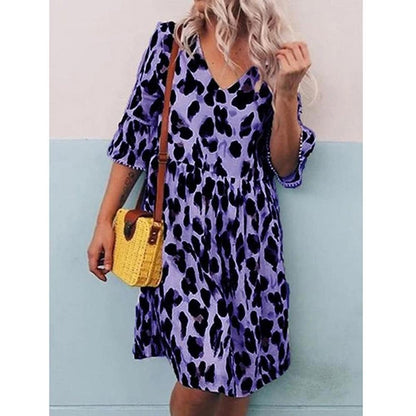 Robe babydoll léopard à col en V et manches volantées